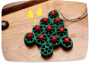 pokok Krismas dengan pasta roda